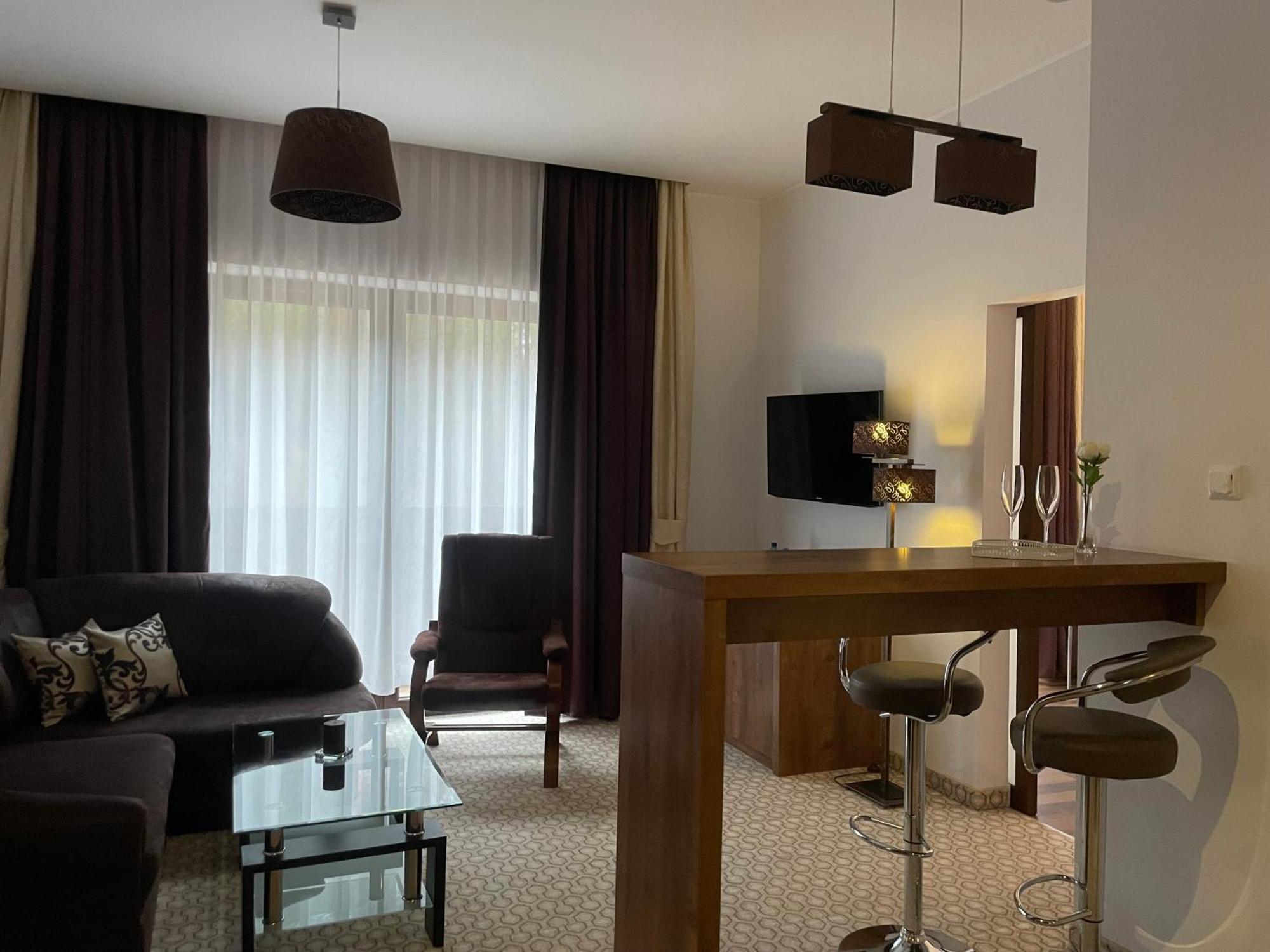 Hotel Drohicki เดอรอฮิชิน ภายนอก รูปภาพ